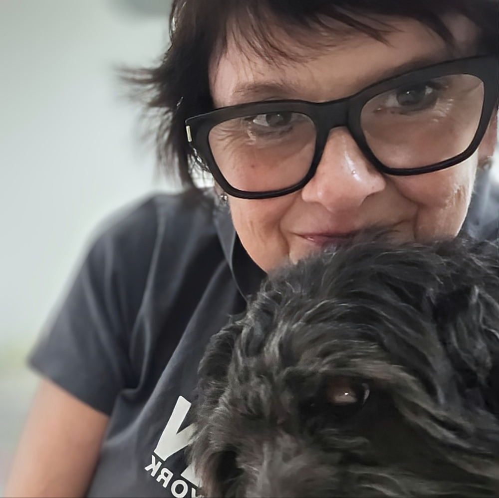 Meet your Posher, Lilly